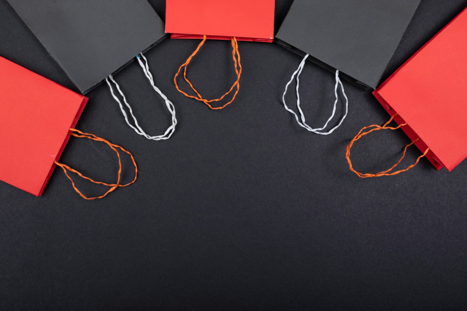 Selling online in the GCC as a Lebanese brand: what to get right before you launch